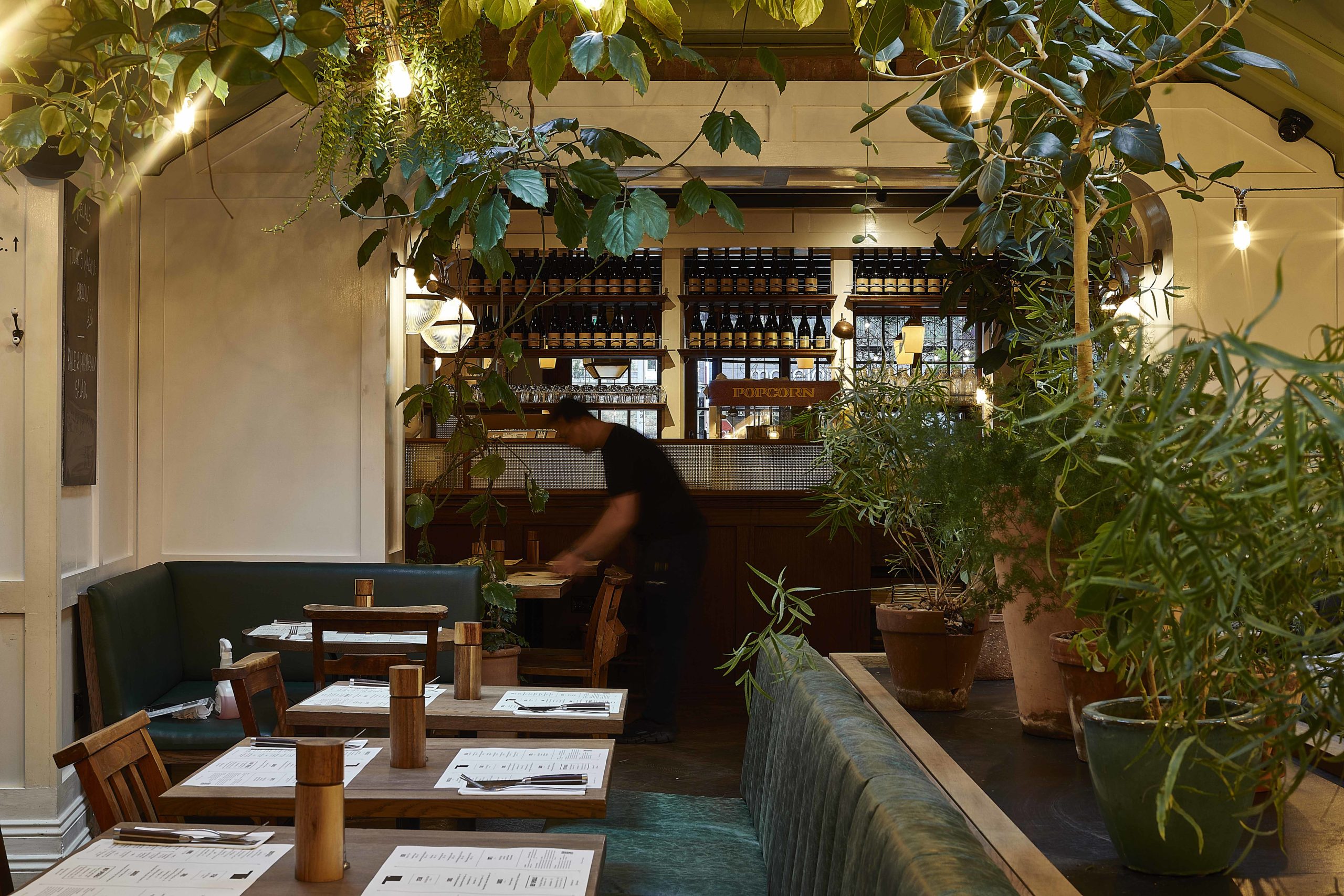 Flat Iron London Bridge