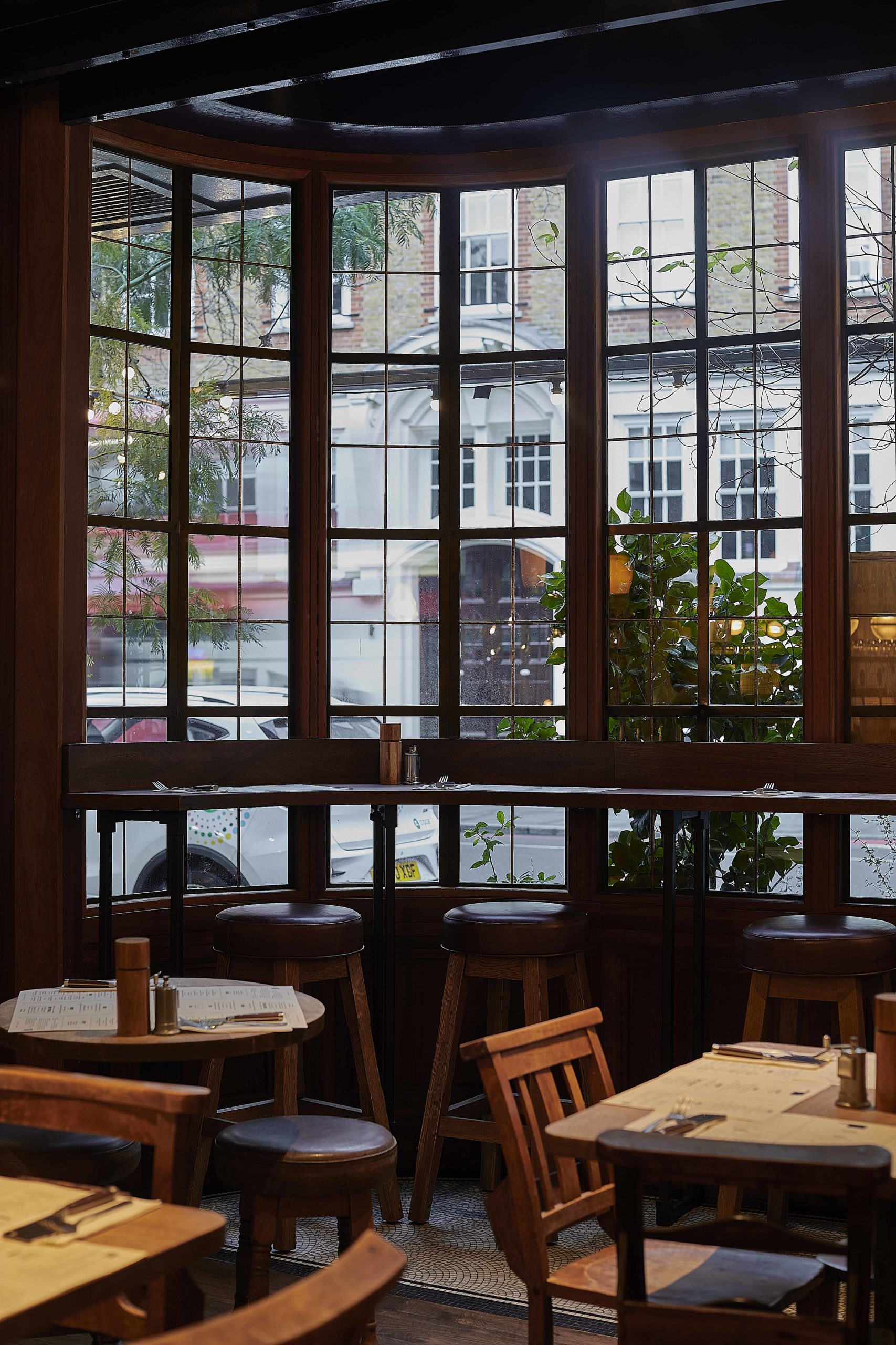 Flat Iron London Bridge