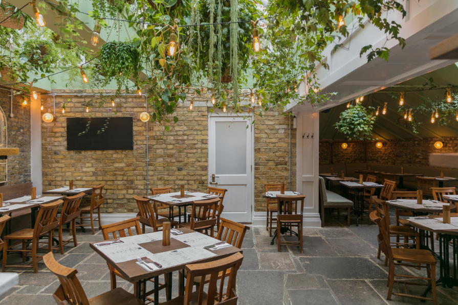 Flat Iron London Bridge